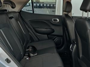 Hyundai Venue 1.0T Fluid manual - Image 12
