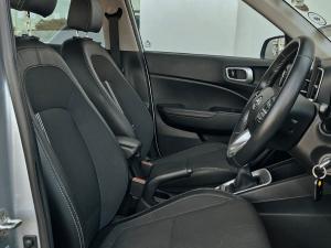 Hyundai Venue 1.0T Fluid manual - Image 15