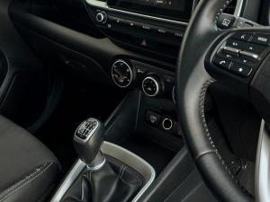 Hyundai Venue 1.0T Fluid manual - Image 16