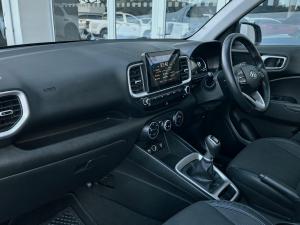 Hyundai Venue 1.0T Fluid manual - Image 8