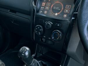 Isuzu D-Max 250 double cab X-Rider - Image 12