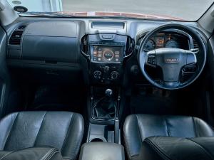 Isuzu D-Max 250 double cab X-Rider - Image 9