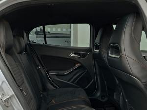 Mercedes-Benz GLA GLA200 auto - Image 10