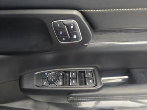 Ford Everest 3.0TD V6 4WD Platinum - Image 22