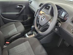 Volkswagen Polo Vivo hatch 1.6 Life - Image 4