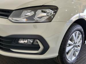 Volkswagen Polo Vivo hatch 1.6 Life - Image 9
