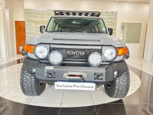 Toyota FJ Cruiser FJ Cruiser - Image 2