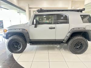 Toyota FJ Cruiser FJ Cruiser - Image 4