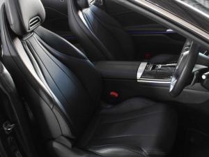 Mercedes-Benz CLE CLE300 4Matic cabriolet AMG Line - Image 16