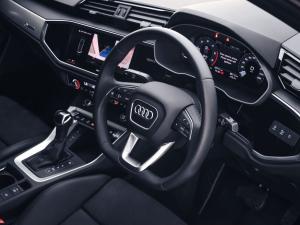 Audi Q3 35TDI Black Edition - Image 12