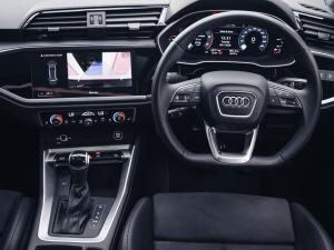 Audi Q3 35TDI Black Edition - Image 22