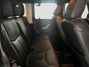 Jeep Wrangler Unlimited 2.8CRD Altitude - Image 16