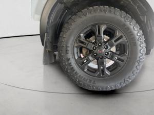 Nissan Navara 2.5DDTi double cab Pro-4X 4x4 - Image 10