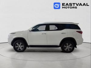 Toyota Fortuner 2.4GD-6 auto - Image 4