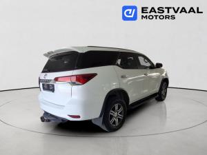 Toyota Fortuner 2.4GD-6 auto - Image 7