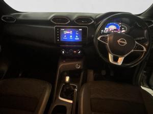 Nissan Magnite 1.0 Turbo Acenta Plus auto - Image 14