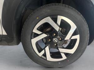 Nissan Magnite 1.0 Turbo Acenta Plus auto - Image 17