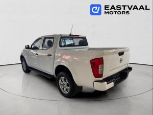 Nissan Navara 2.5DDTi double cab SE Plus auto - Image 6