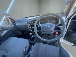 Kia K2700 2.7D workhorse dropside (no aircon) - Image 10