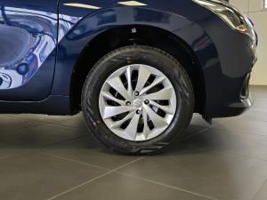 Suzuki Baleno 1.5 GL manual - Image 8