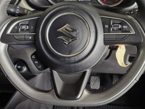 Suzuki Baleno 1.5 GL manual - Image 10