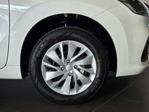 Suzuki Baleno 1.5 GL manual - Image 11