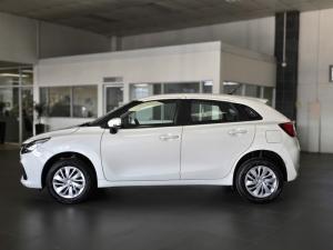 Suzuki Baleno 1.5 GL manual - Image 17