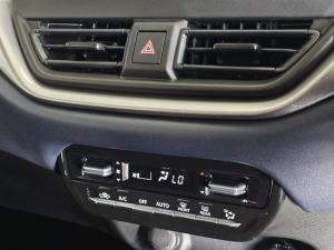 Suzuki Baleno 1.5 GL manual - Image 4