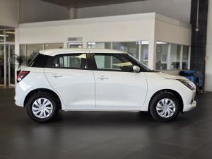 Suzuki Swift 1.2 GL - Image 6