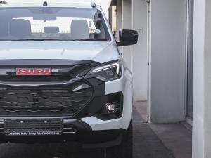 Isuzu D-Max 1.9TD double cab LS X-Rider auto - Image 3
