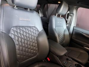 Ford Everest 3.0TD V6 4WD Platinum - Image 3