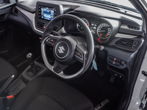 Suzuki Baleno 1.5 GL manual - Image 5