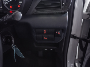 Suzuki Baleno 1.5 GL manual - Image 6