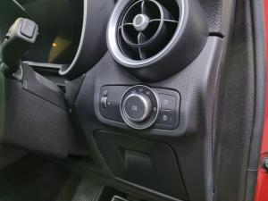 Alfa Romeo Stelvio 2.0T Veloce Q4 - Image 17