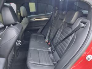 Alfa Romeo Stelvio 2.0T Veloce Q4 - Image 30