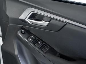 Isuzu D-Max 1.9TD double cab LS manual - Image 17