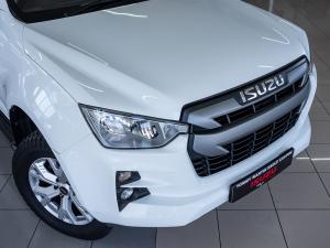 Isuzu D-Max 1.9TD double cab LS manual - Image 4