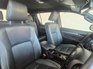 Toyota Hilux 2.8GD-6 double cab Legend auto - Image 11