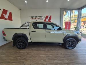 Toyota Hilux 2.8GD-6 double cab Legend auto - Image 3