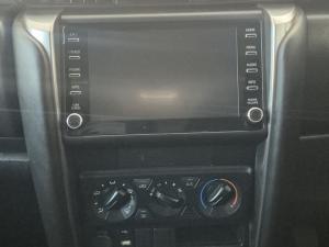 Toyota Fortuner 2.4GD-6 manual - Image 10