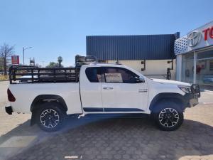 Toyota Hilux 2.8GD-6 Xtra cab 4x4 Legend 50 - Image 3