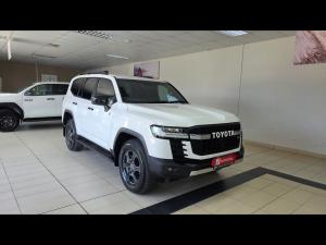 Toyota Land Cruiser 300 3.3D GR-Sport - Image 1