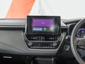Toyota Corolla hatch 1.8 Hybrid XS - Image 17