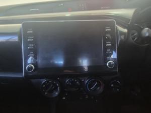 Toyota Hilux 2.8GD-6 Xtra cab 4x4 Legend manual - Image 10