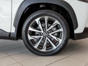Toyota Corolla Cross 1.8 XR - Image 13