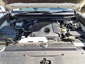 Toyota Land Cruiser Prado 2.8GD VX-L - Image 19