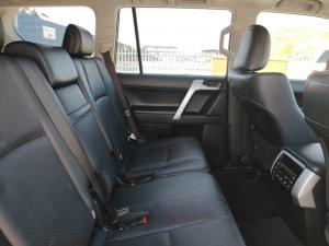 Toyota Land Cruiser Prado 2.8GD VX-L - Image 17