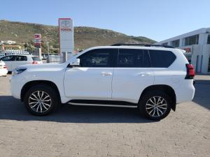Toyota Land Cruiser Prado 2.8GD VX-L - Image 23