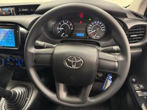 Toyota Hilux 2.4GD single cab flat deck - Image 8