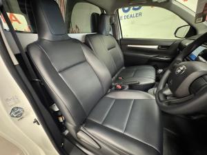 Toyota Hilux 2.4GD single cab flat deck - Image 13